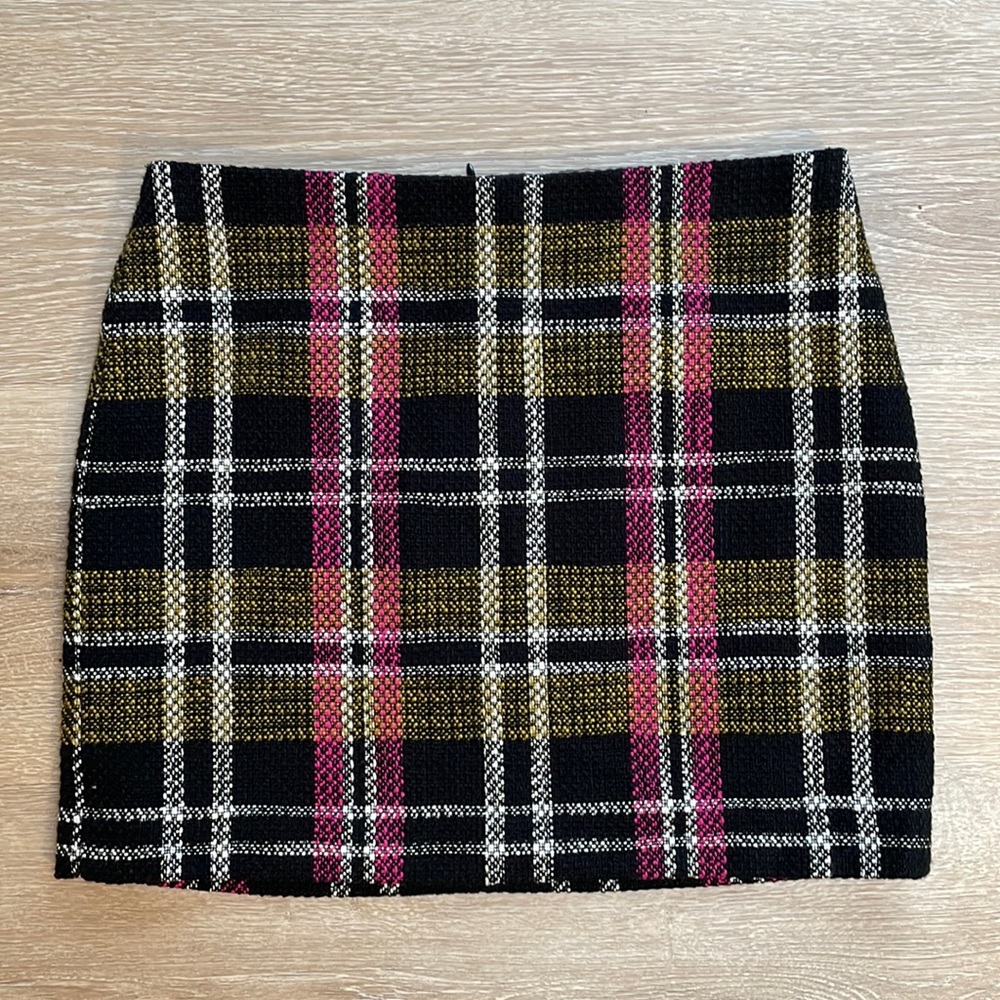 Trina Turk plaid mini pencil skirt NWT